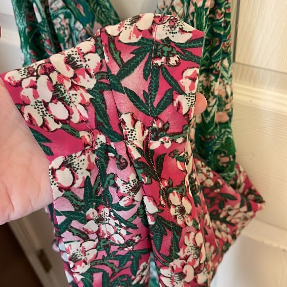 BCBG MaxAzria Romper. EUC size Xsmall - Picture 9 of 10